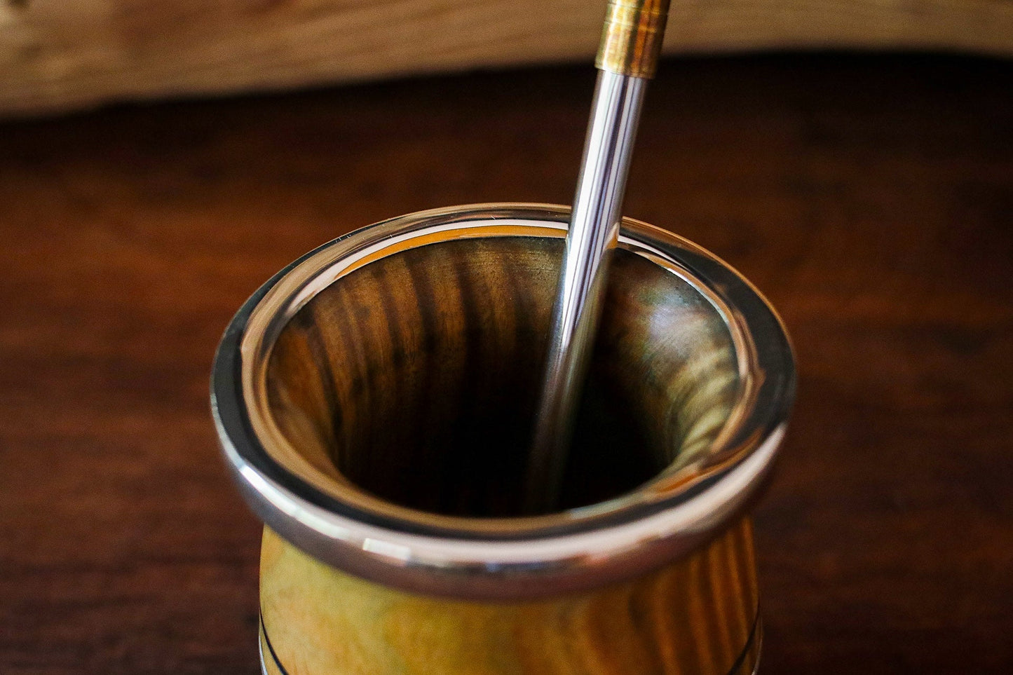 Mate de Palo Santo y Alpaca con Bombilla