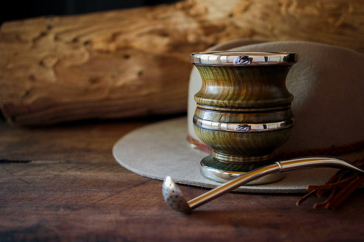 Mate de Palo Santo y Alpaca con Bombilla