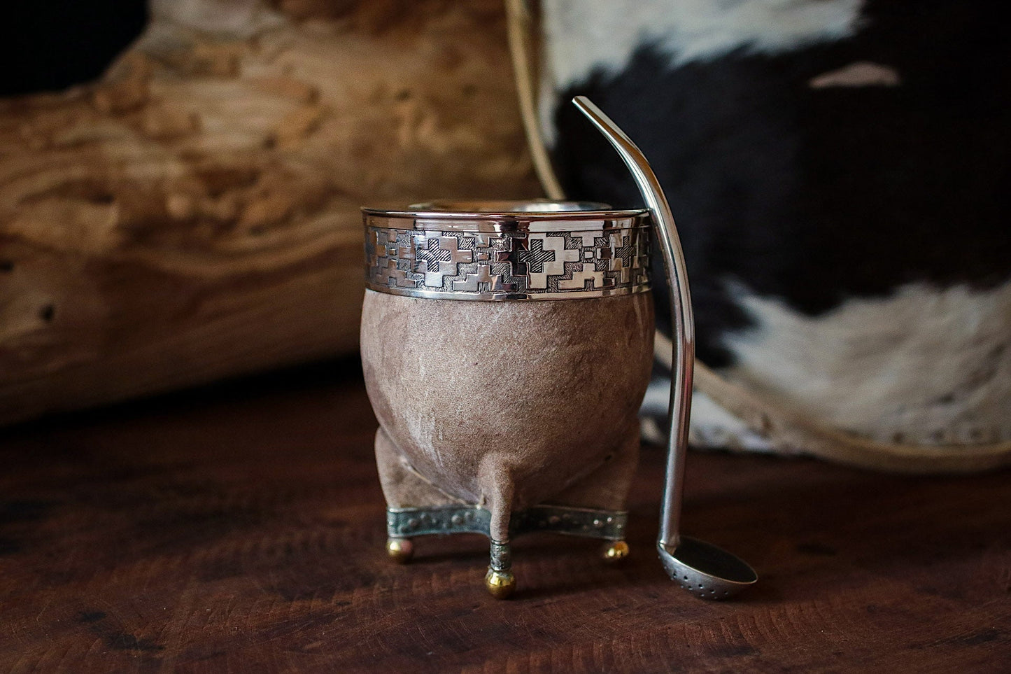 Mate de Cuero con Base de Alpaca y Bronce con Bombilla