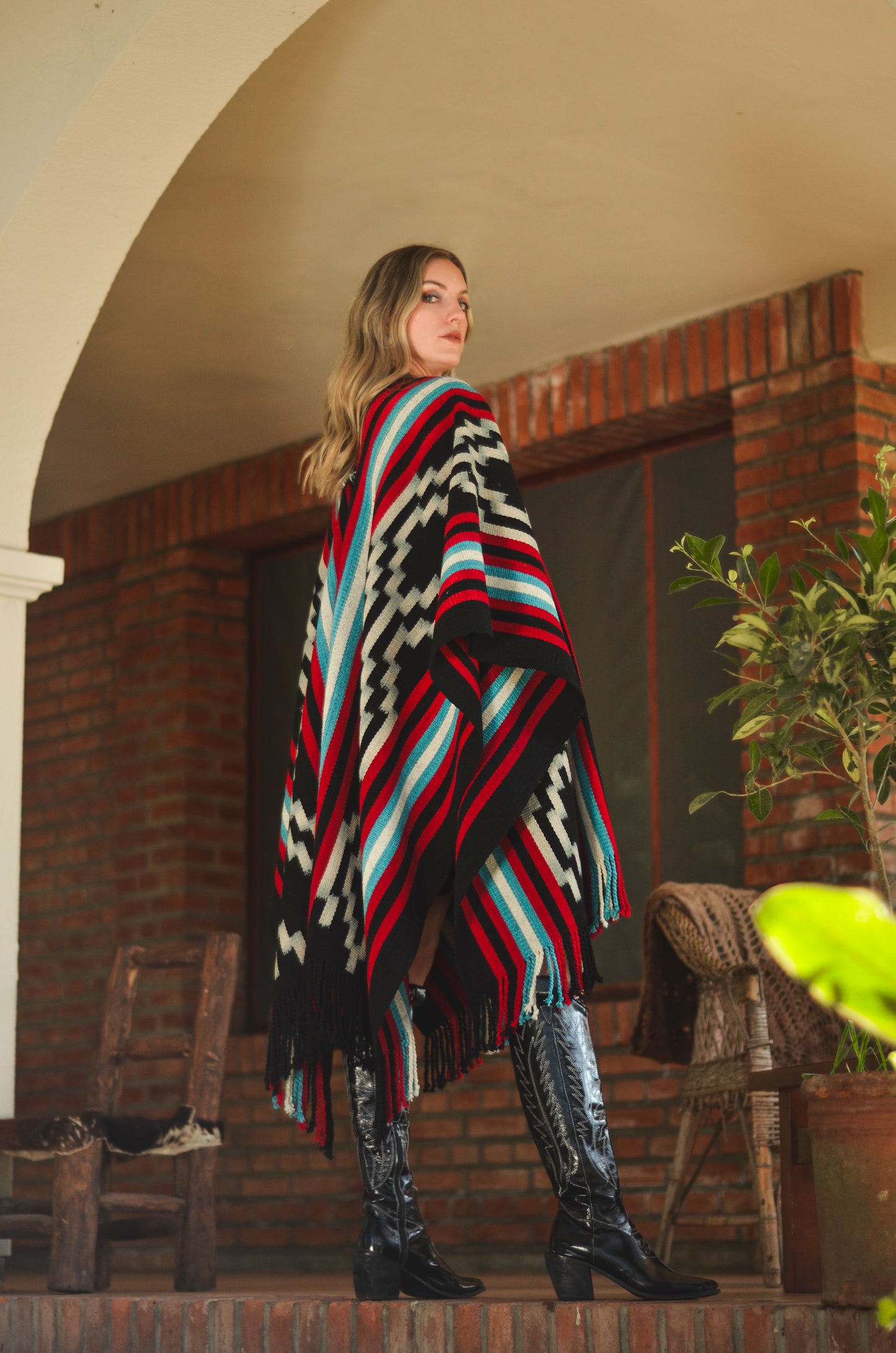 Poncho "Libertador" Obra en Telar Criollo