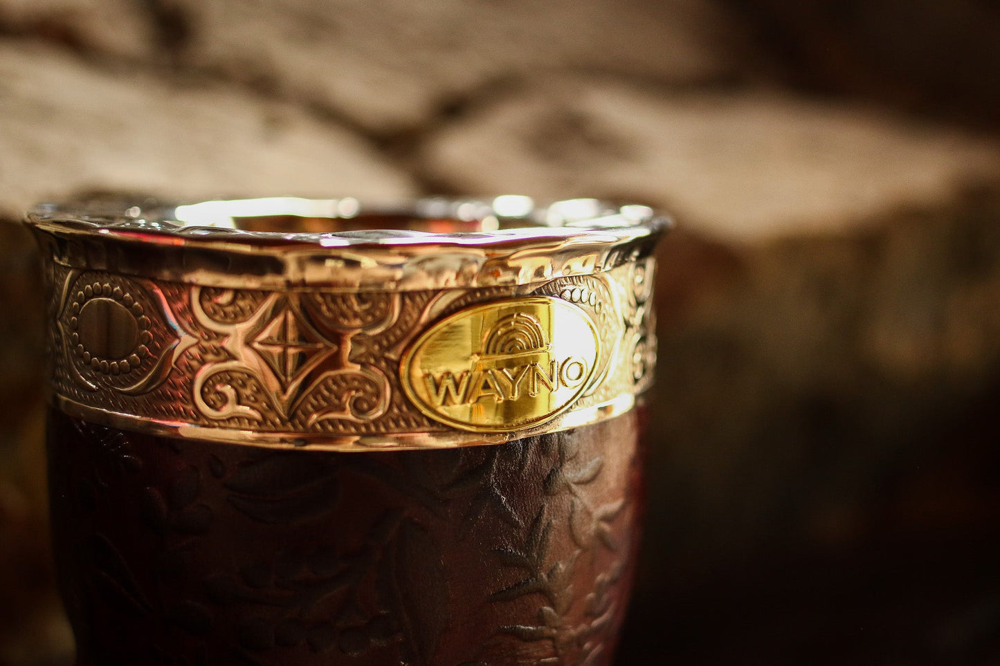 Imperial Cuero Repujado y Alpaca con Logo Bronce
