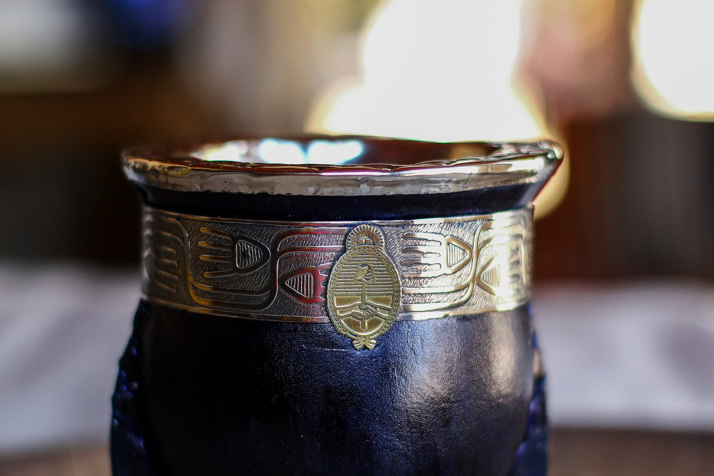 Mate Imperial Cuero y Alpaca con Escudo Nacional Bronce