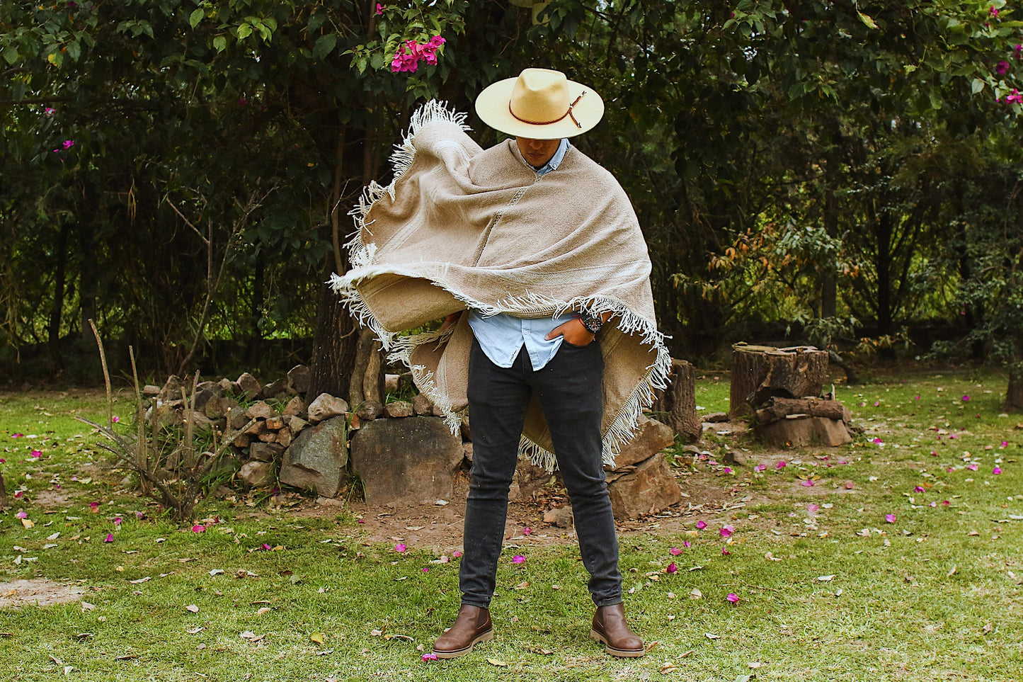 Poncho “San Carlo” de Hilos de Oveja
