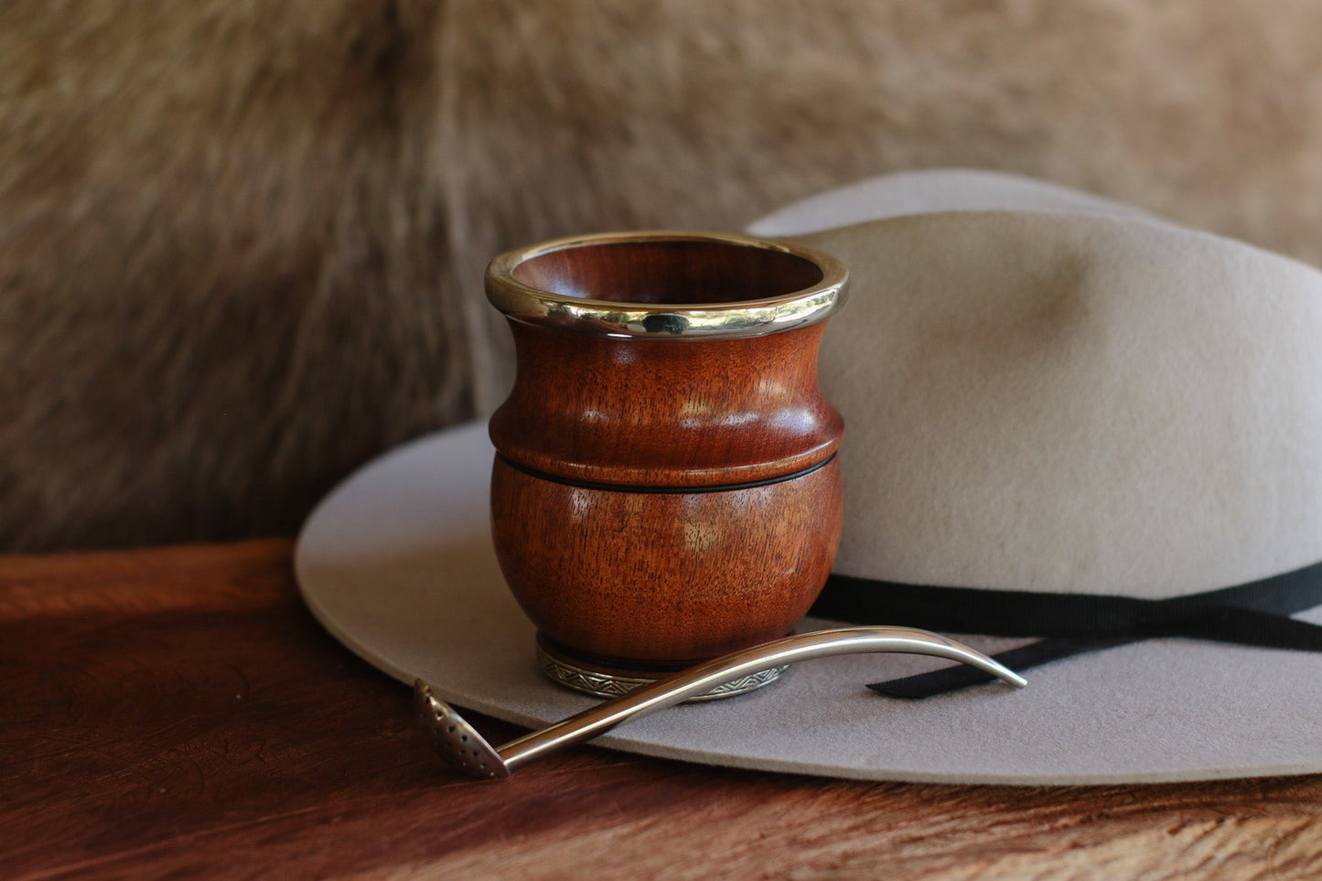 Mate de Algarrobo y Alpaca con Bombilla