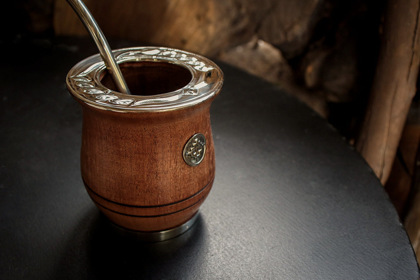 Mate de Algarrobo con Bombilla