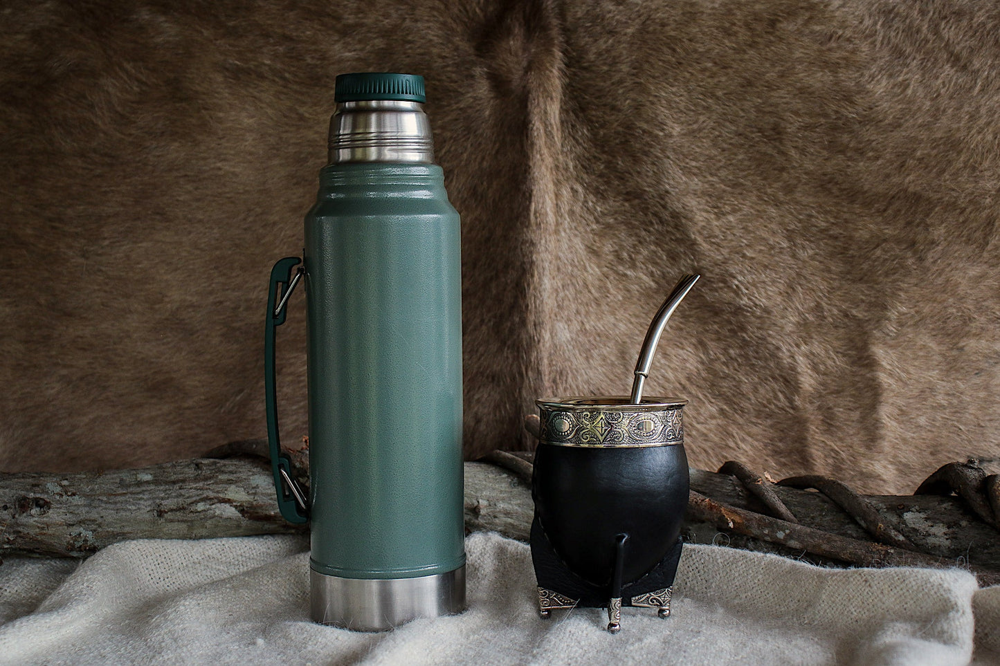 Imperial Cuero y Base de Alpaca con Bombilla