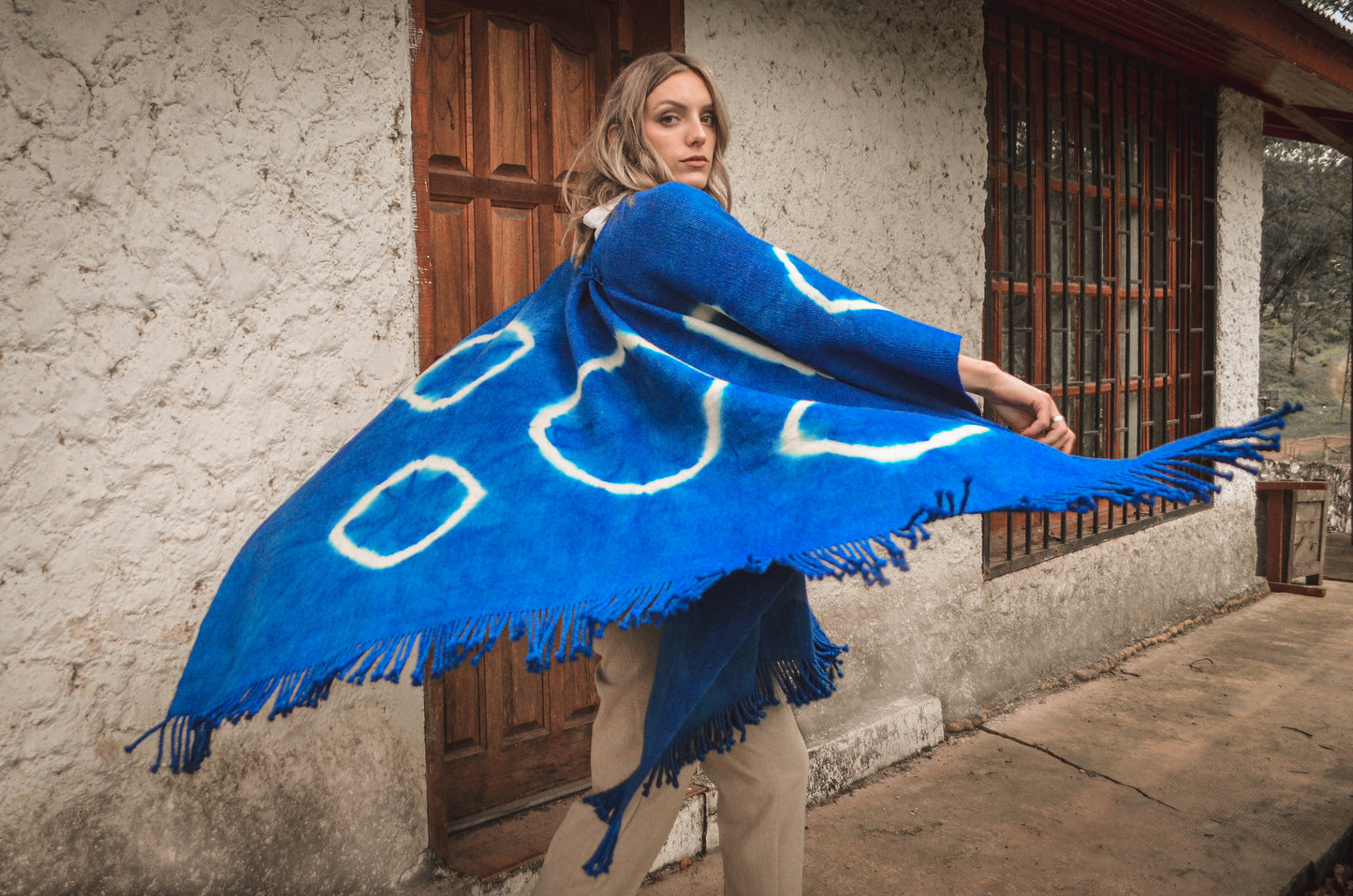 Poncho "Viamonte II" Obra en Telar Criollo