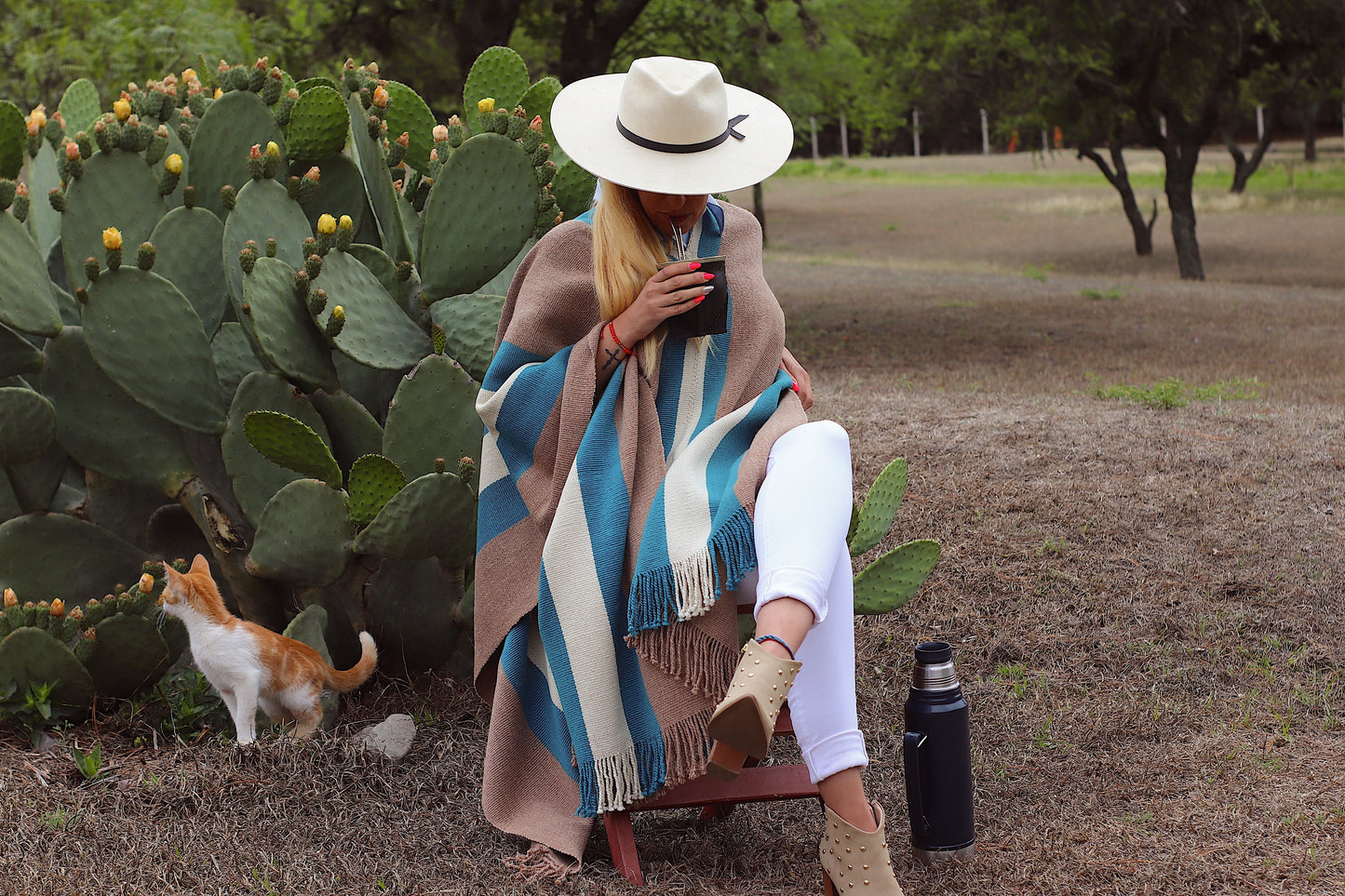 Poncho "Belgrano" Telar Criollo