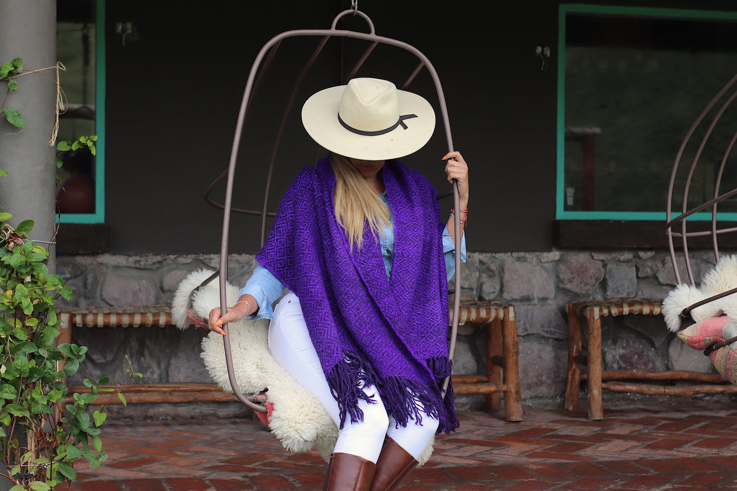 Manta “Mora” Hilado Llama Baby