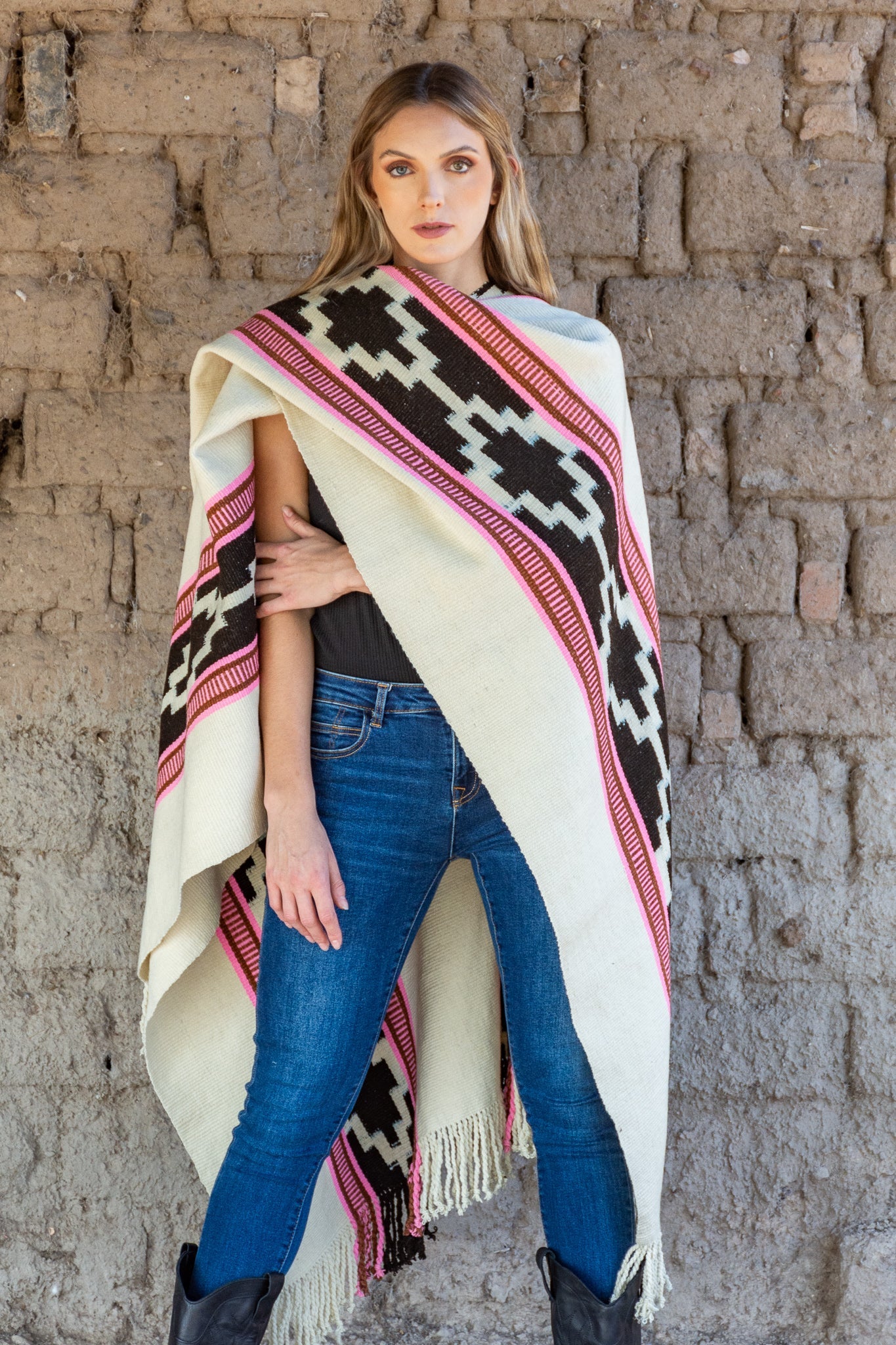 Poncho "Cayetana" Obra en Telar Criollo