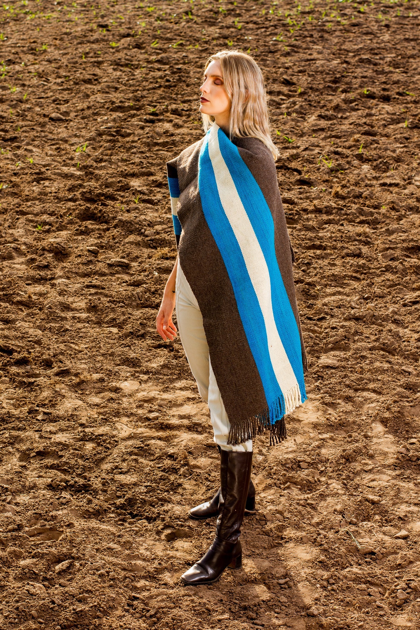 Poncho "Liniers" Telar Criollo