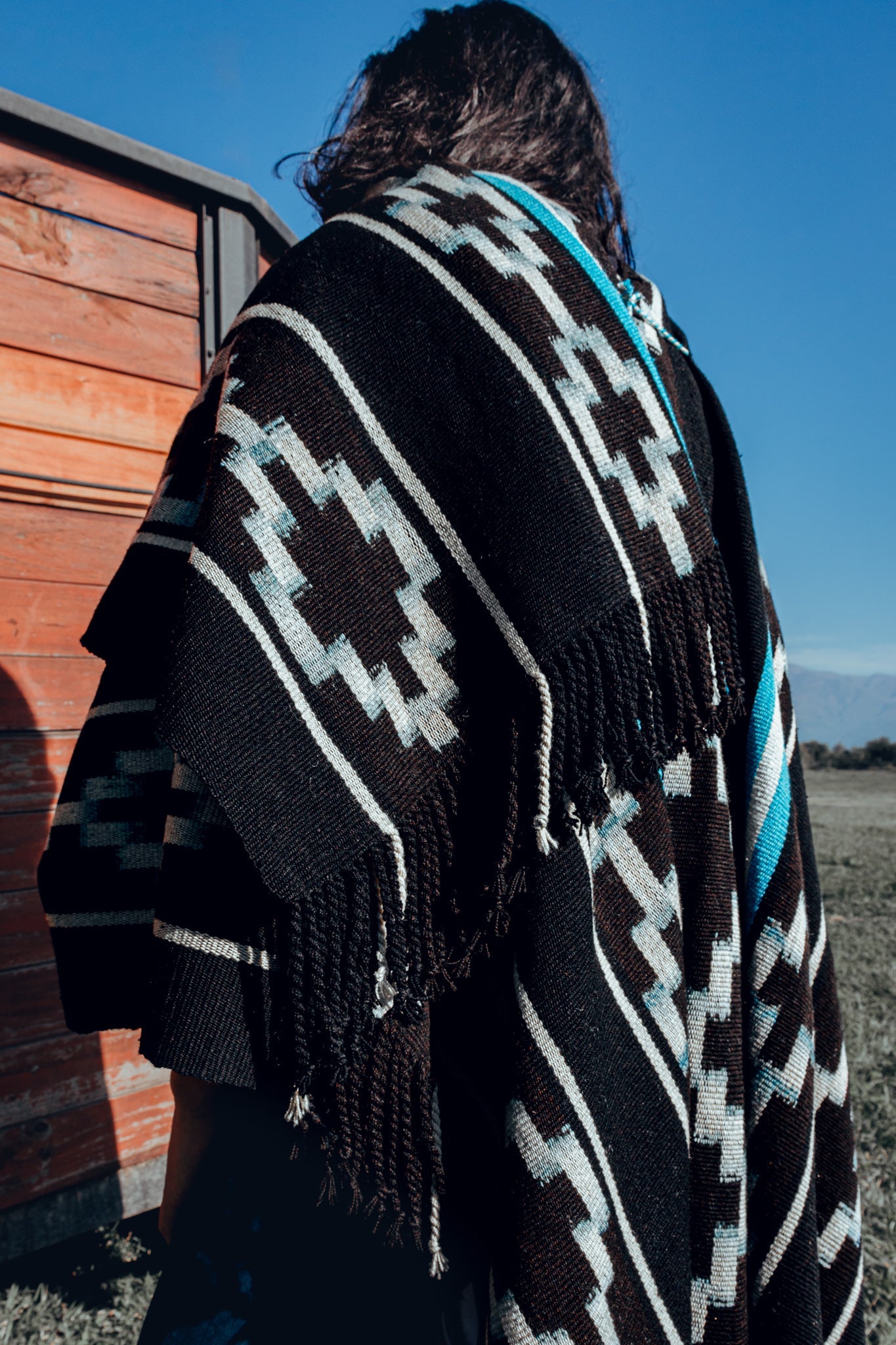 Poncho "Saenz Peña" Obra en Telar Criollo