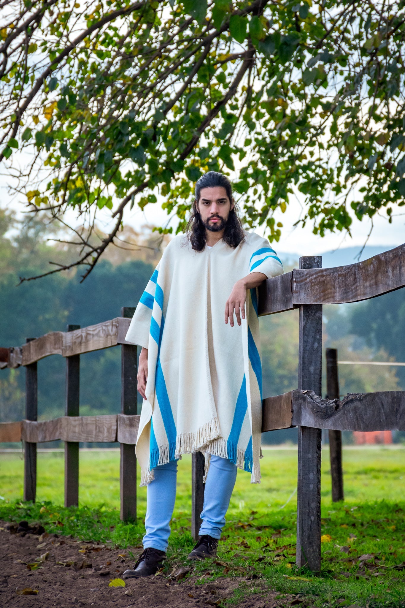 Poncho "San Martin" Obra en Telar Criollo