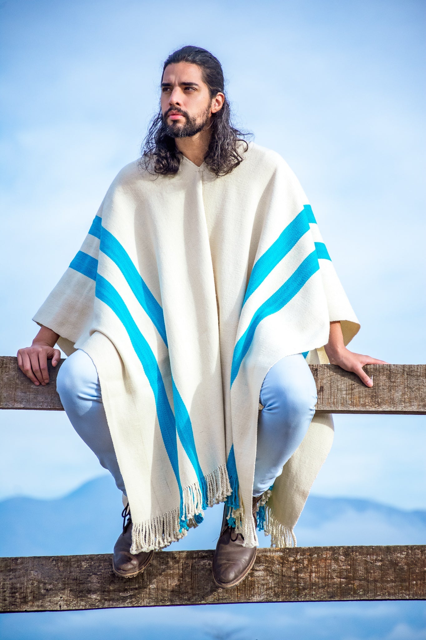 Poncho "San Martin" Obra en Telar Criollo