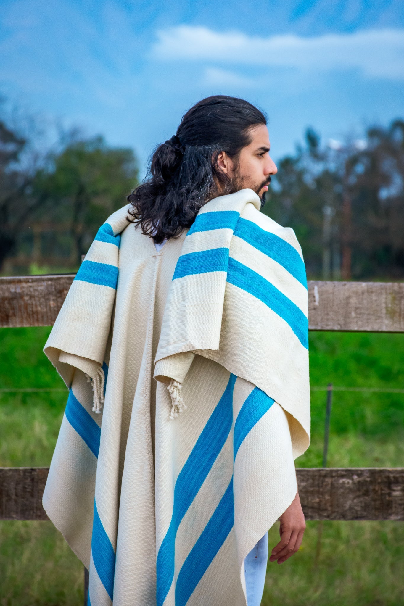 Poncho "San Martin" Obra en Telar Criollo
