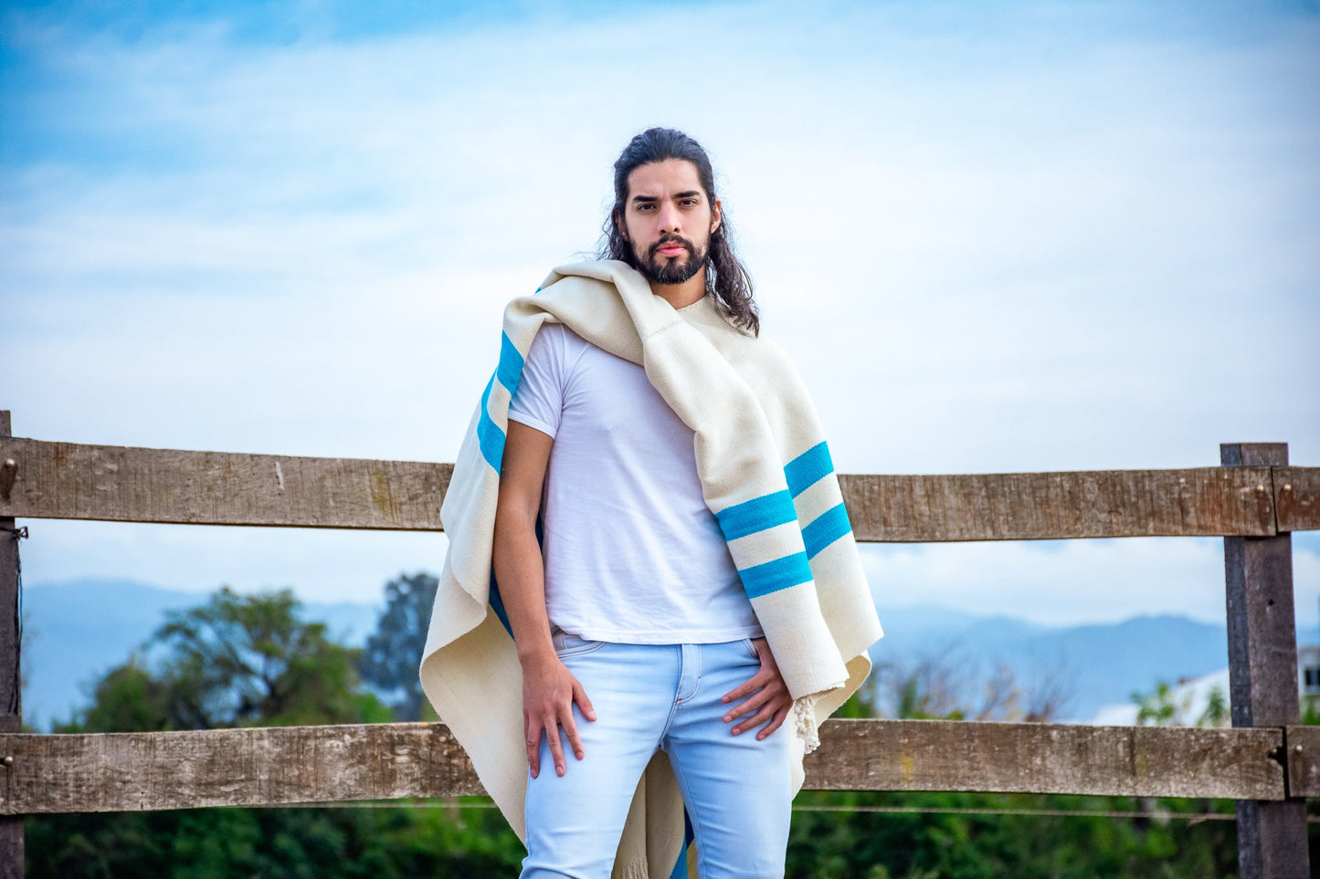 Poncho "San Martin" Obra en Telar Criollo