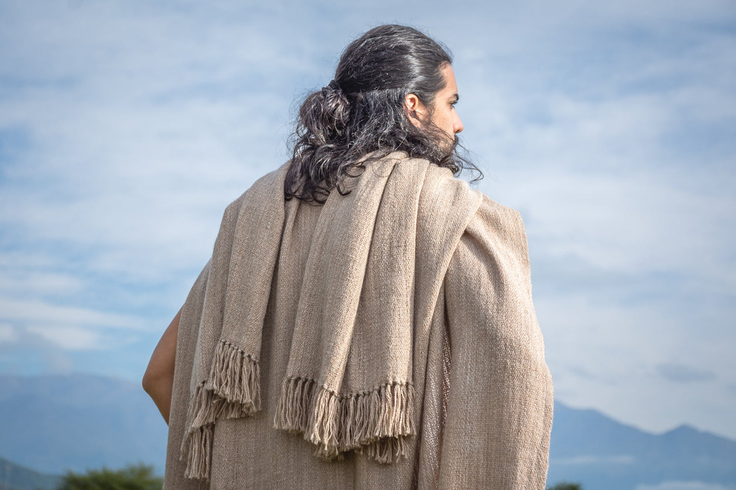 Ruana Hombre "Cafayate" Hilos de Llama
