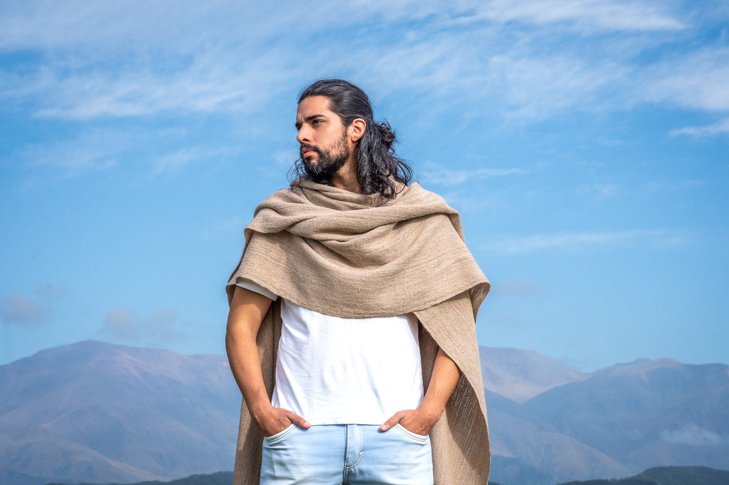 Ruana Hombre "Cafayate" Hilos de Llama