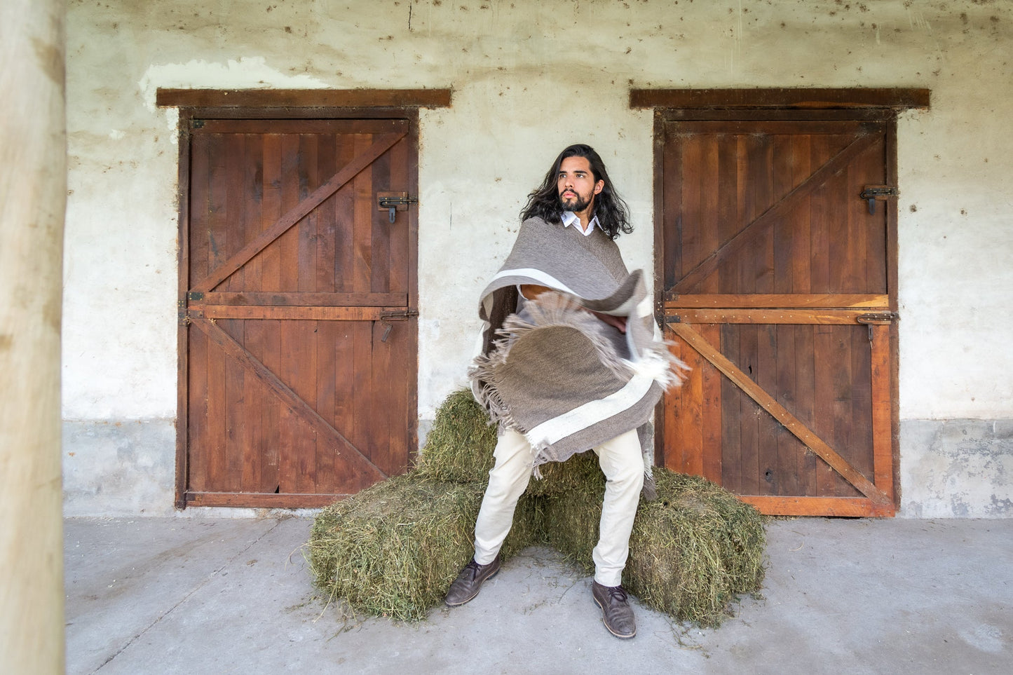 Poncho "Malargüe" Hilos de Llama