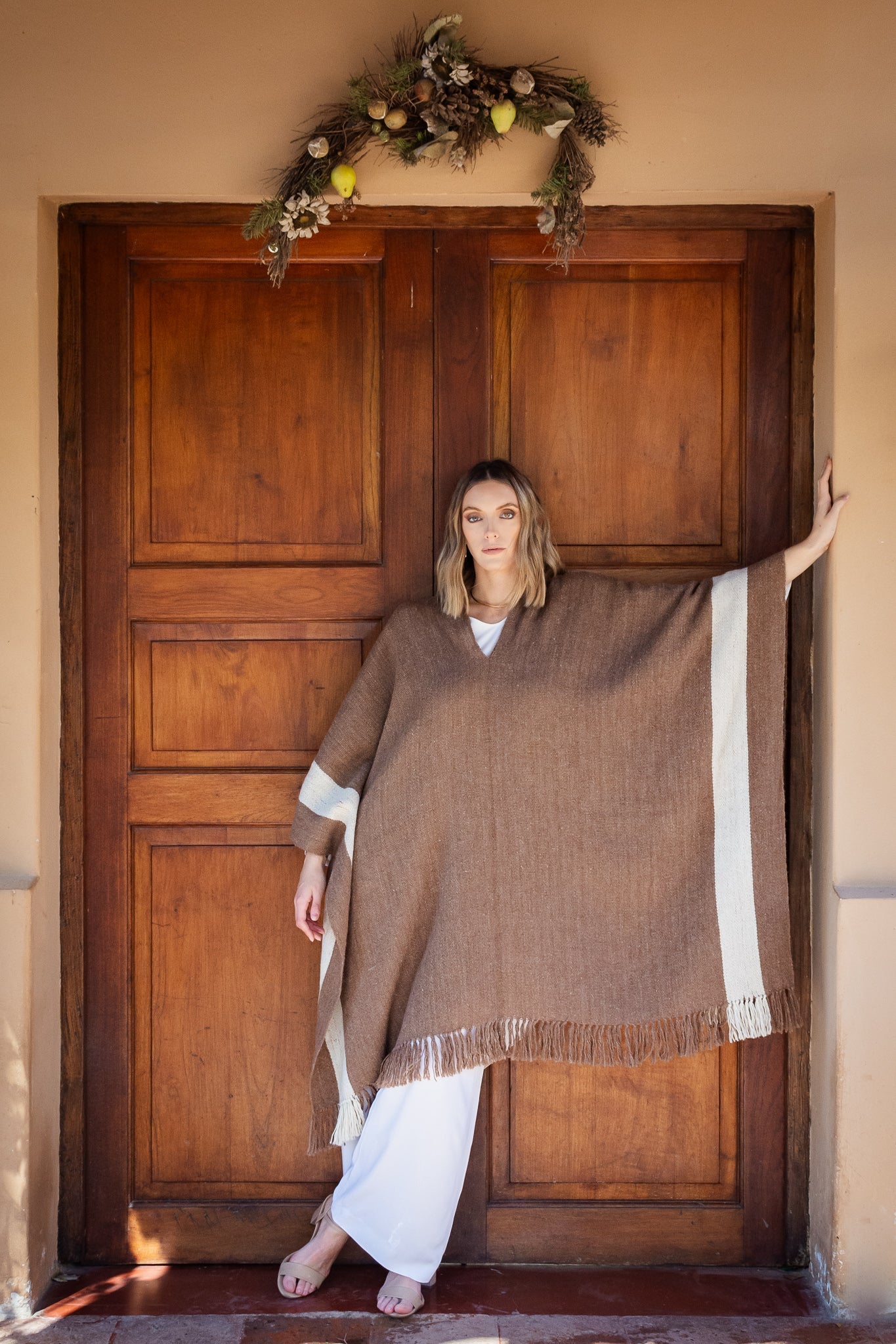 Poncho "Facón" Hilos de Llama