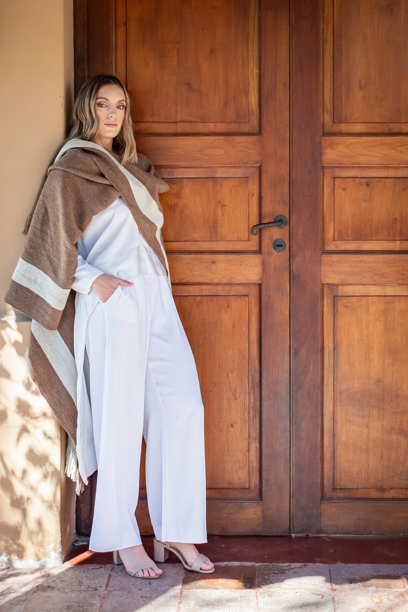 Poncho "Facón" Hilos de Llama