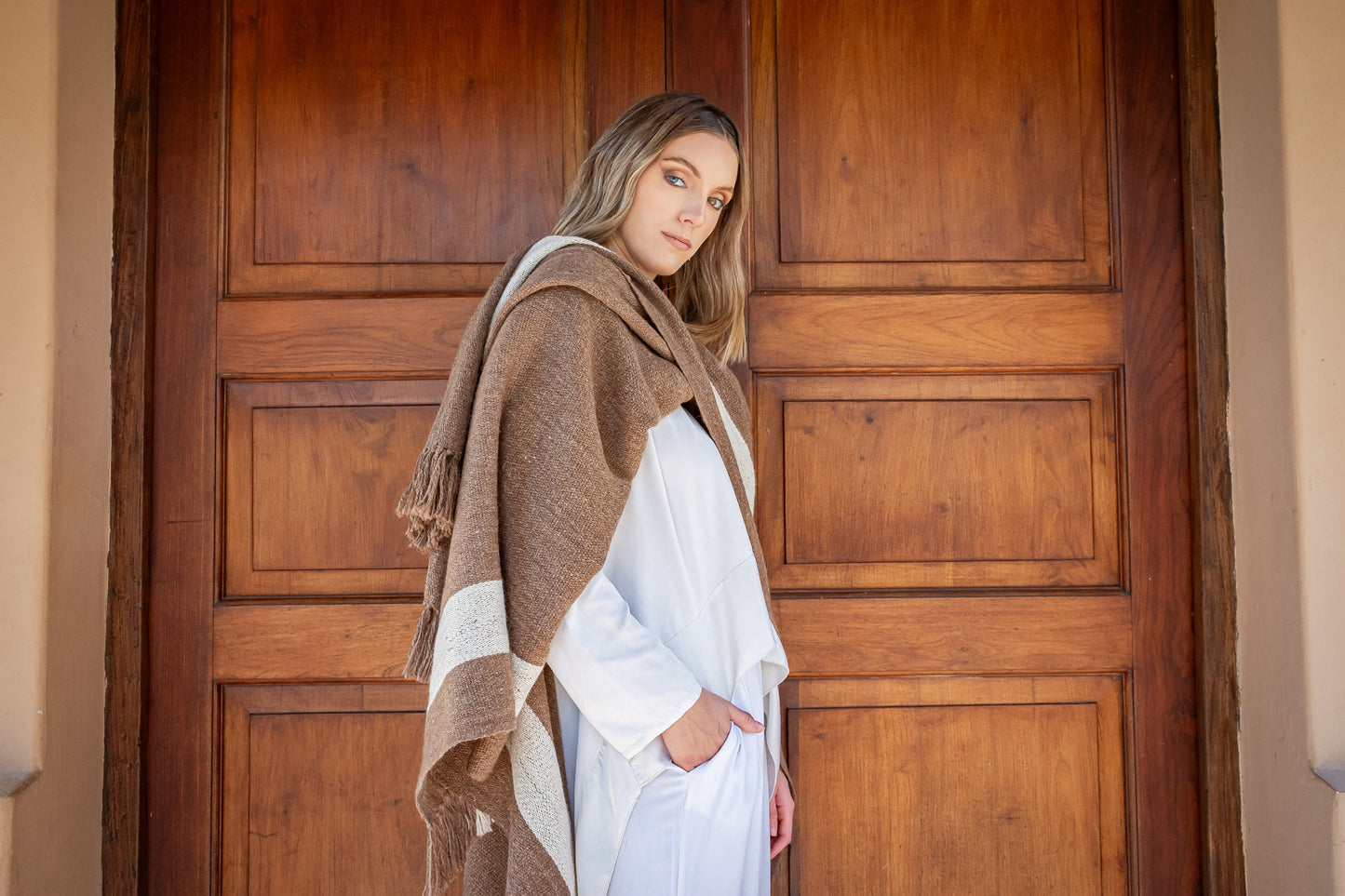 Poncho "Facón" Hilos de Llama