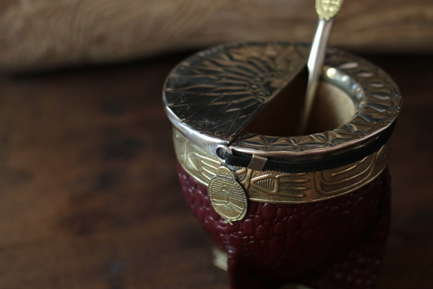Imperial Cuero y Bronce con Escudo, Matepa y Bombilla