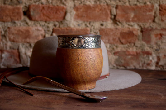 Mate de Algarrobo y Bombilla