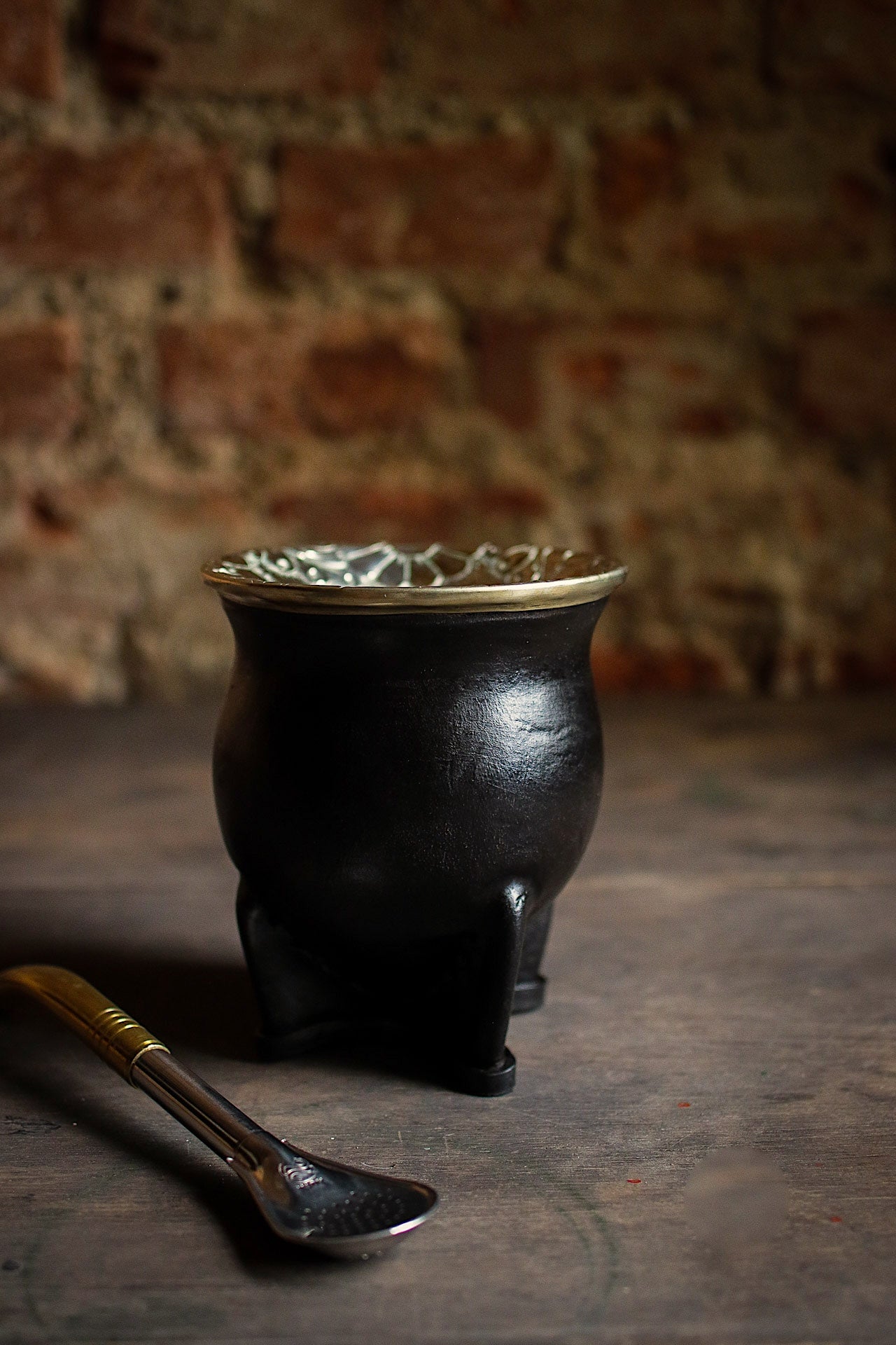 Mate de Cuero y Alpaca con Bombilla