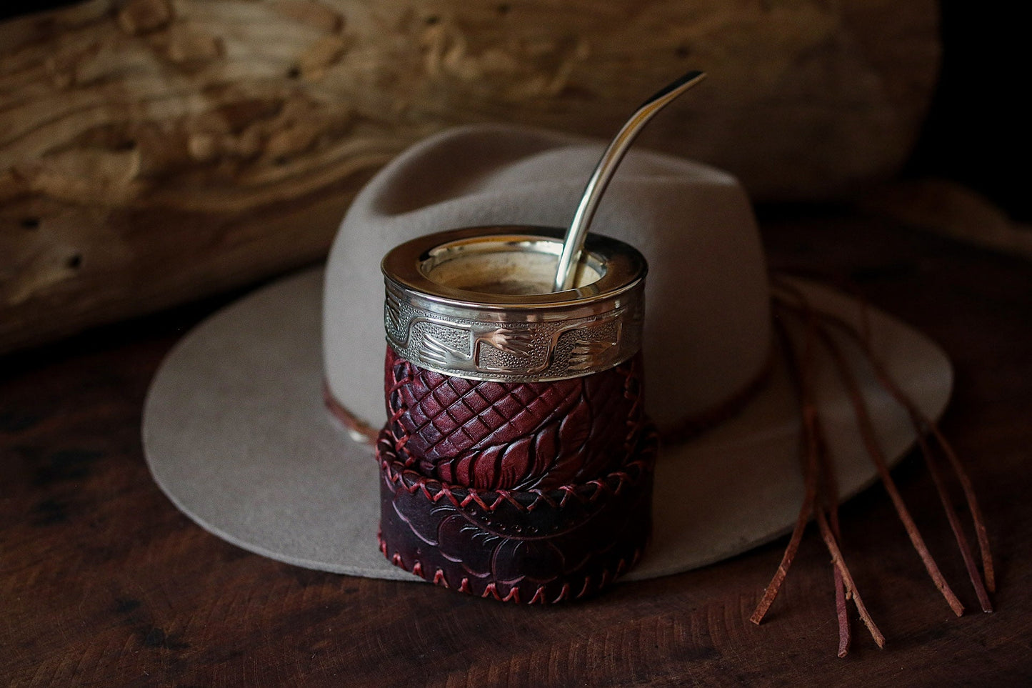 Mate criollo forrado en Cuero Natural y Bombilla