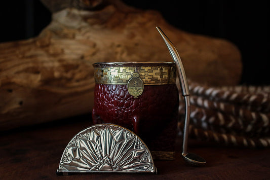 Imperial Cuero y Bronce con Escudo, Matepa y Bombilla