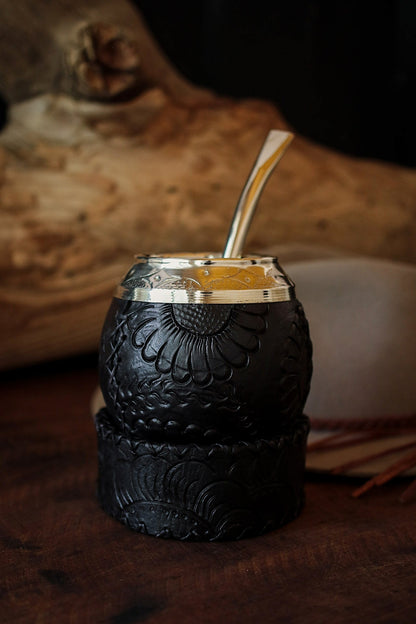 Mate criollo forrado en Cuero Natural y Bombilla