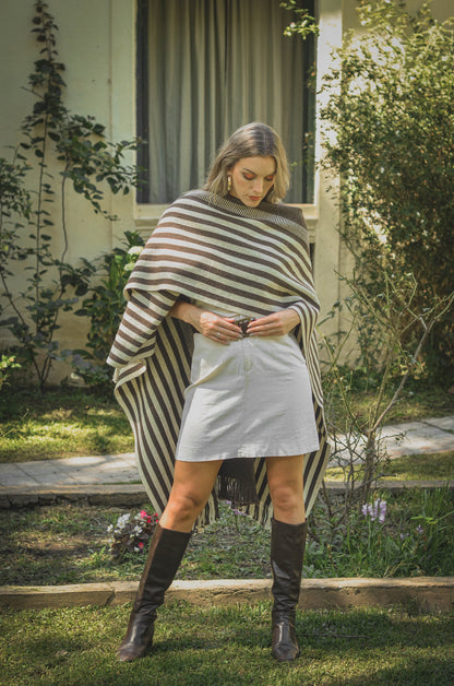 Poncho "Billinghurts" Lana de Oveja en Telar Criollo