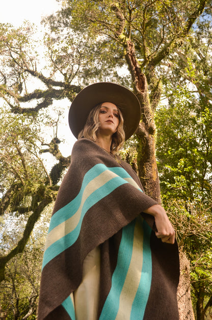 Poncho "Alvear" Telar Criollo