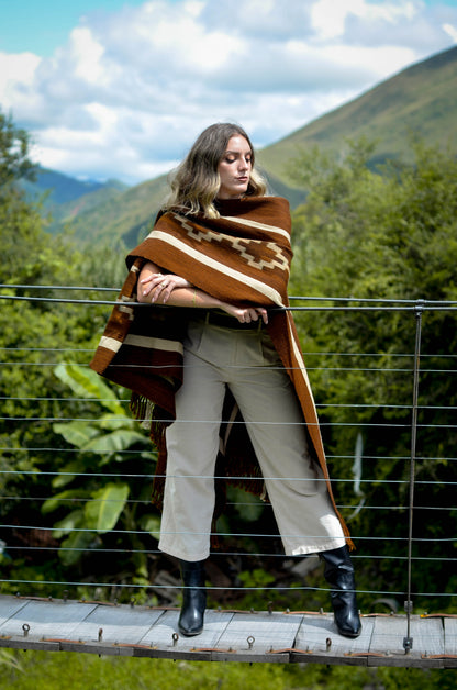 Poncho "Chacabuco" Obra en Telar Criollo
