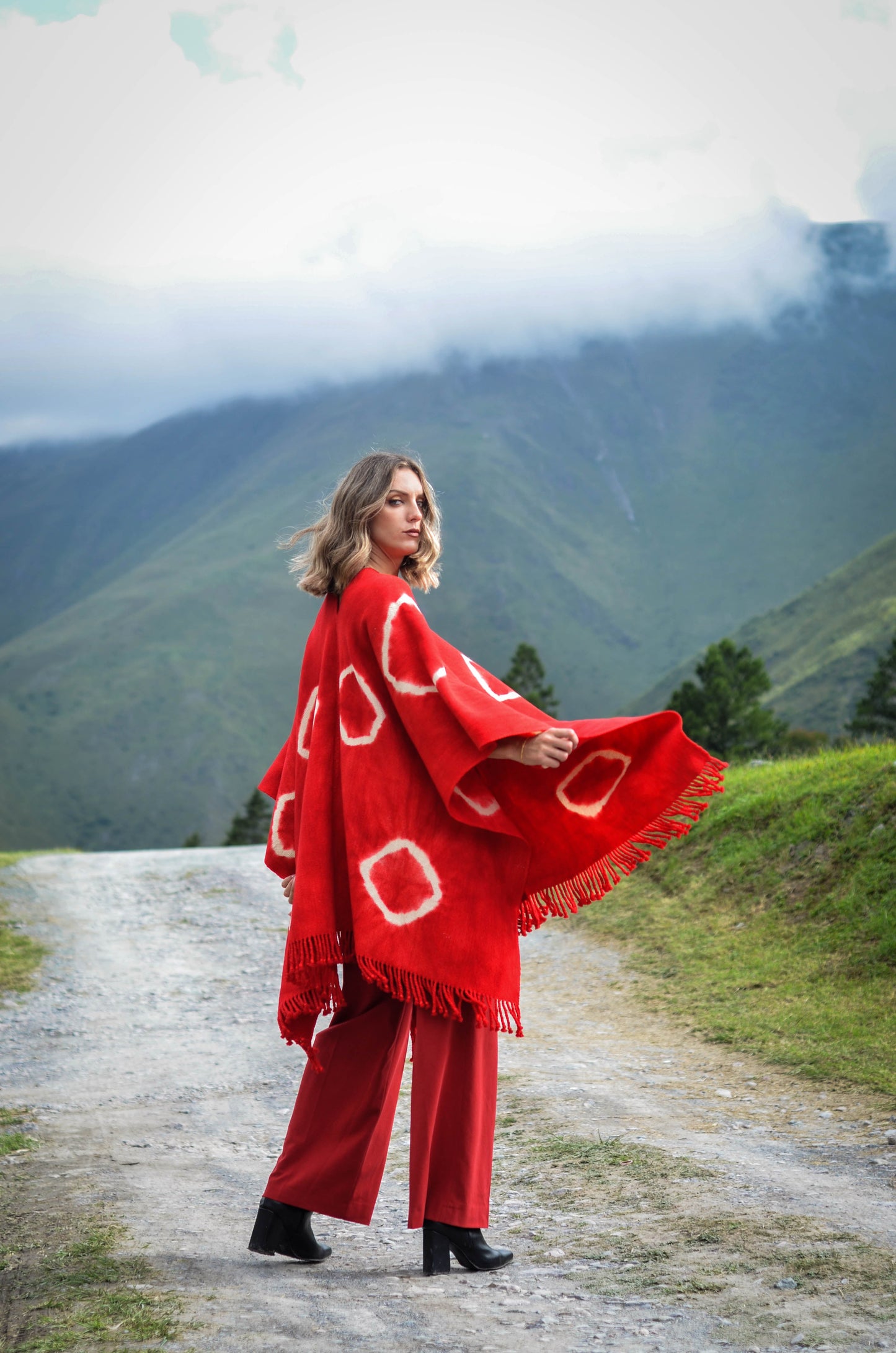 Poncho "Neuquen" Telar Criollo