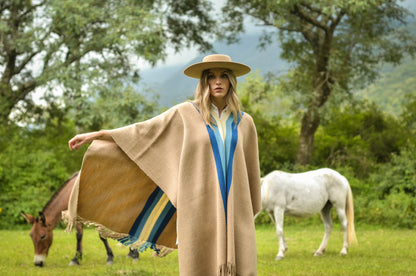 Poncho "Trinidad" Telar Criollo