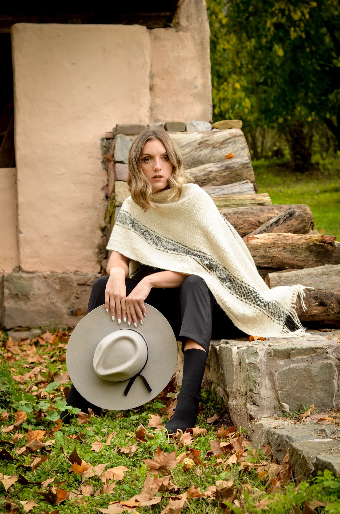 Poncho "Chaco" Hilos de Llama Baby