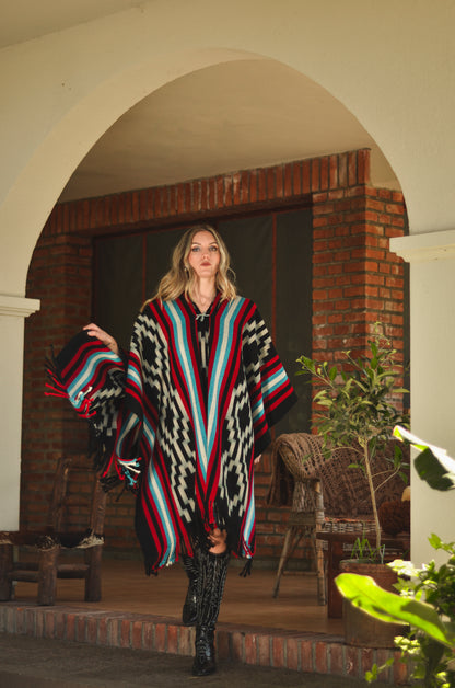 Poncho "Libertador" Obra en Telar Criollo