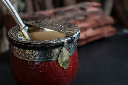 Imperial Cuero y Alpaca con Escudo de Bronce y Matepa