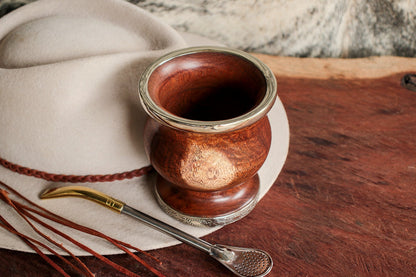 Mate de Algarrobo y Alpaca con Bombilla