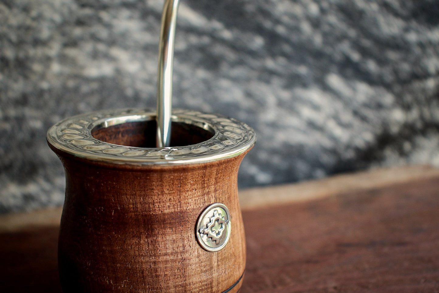 Mate de Algarrobo con Bombilla