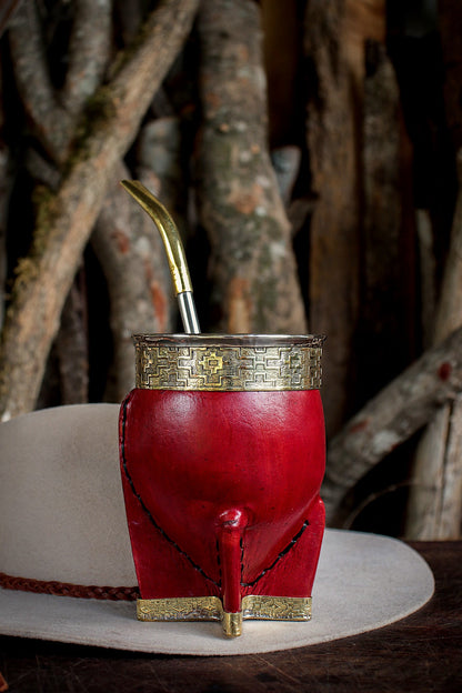 Imperial Cuero cincelado en Bronce con Bombilla