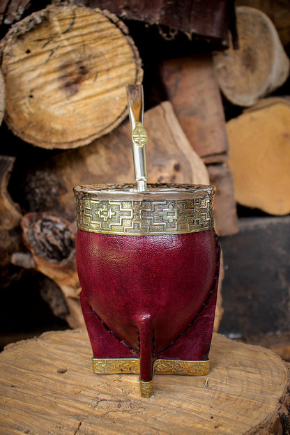 Imperial Cuero cincelado en Bronce con Bombilla