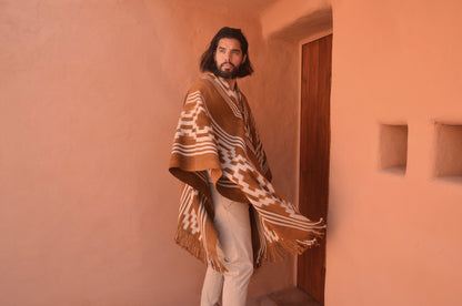 Poncho "De Lamadrid" Obra en Telar Criollo
