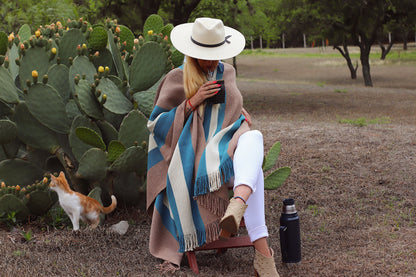 Poncho "Belgrano" Telar Criollo