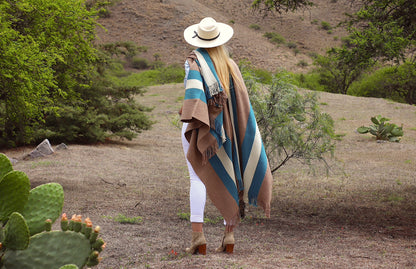 Poncho "Belgrano" Telar Criollo