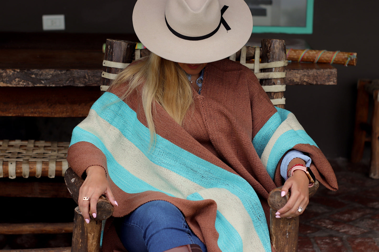 Poncho "Dorrego" Telar Criollo
