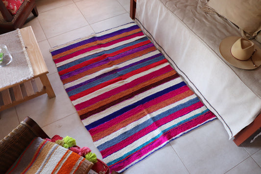 Alfombra de Oveja hecho en Telar