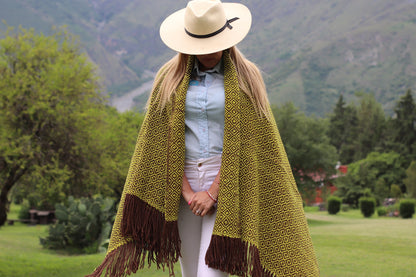 Manta "Chaya" Hilado Llama Baby